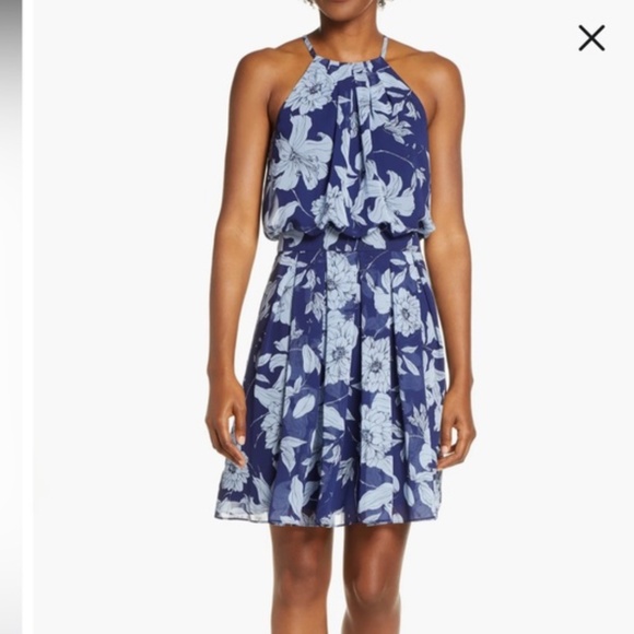 Eliza j - Picture 1 of 4